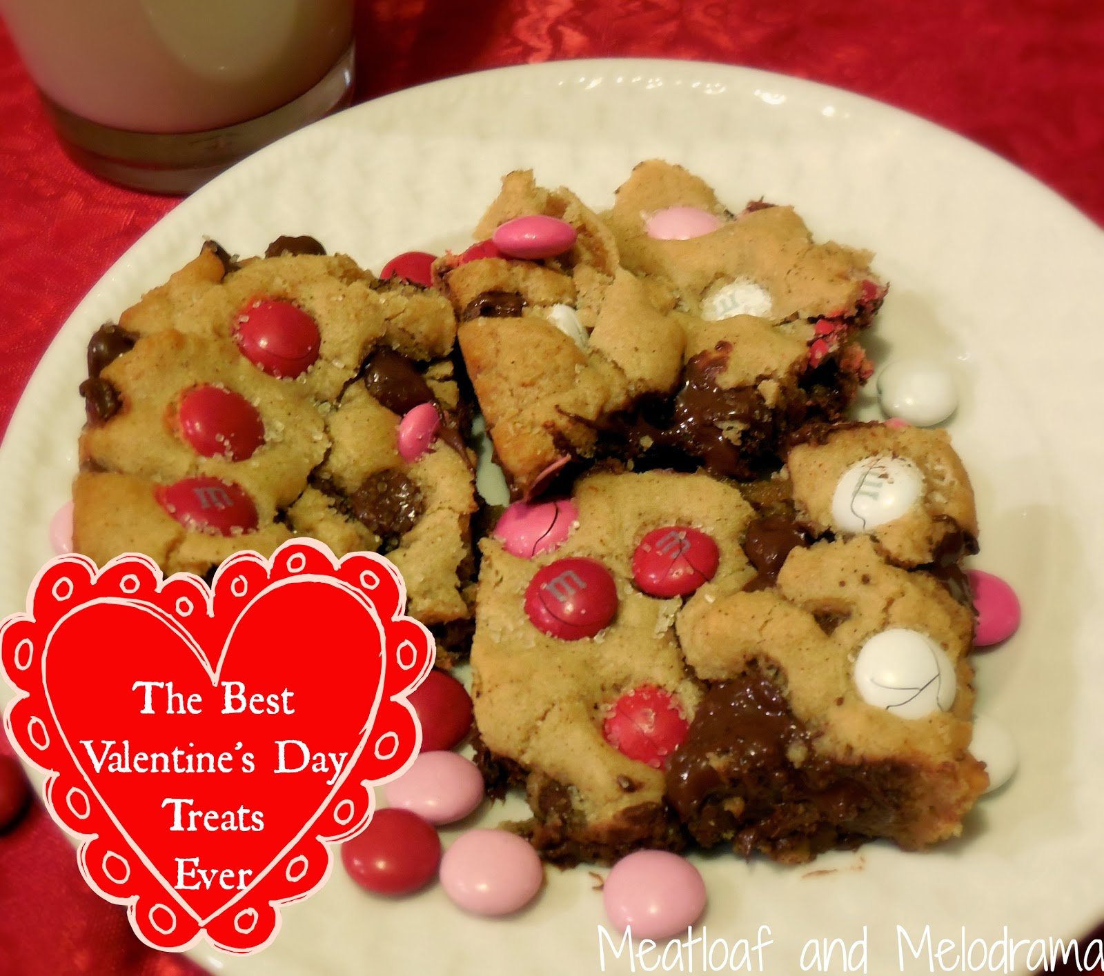 The best chocolate chip cookie bar for Valentine's Day