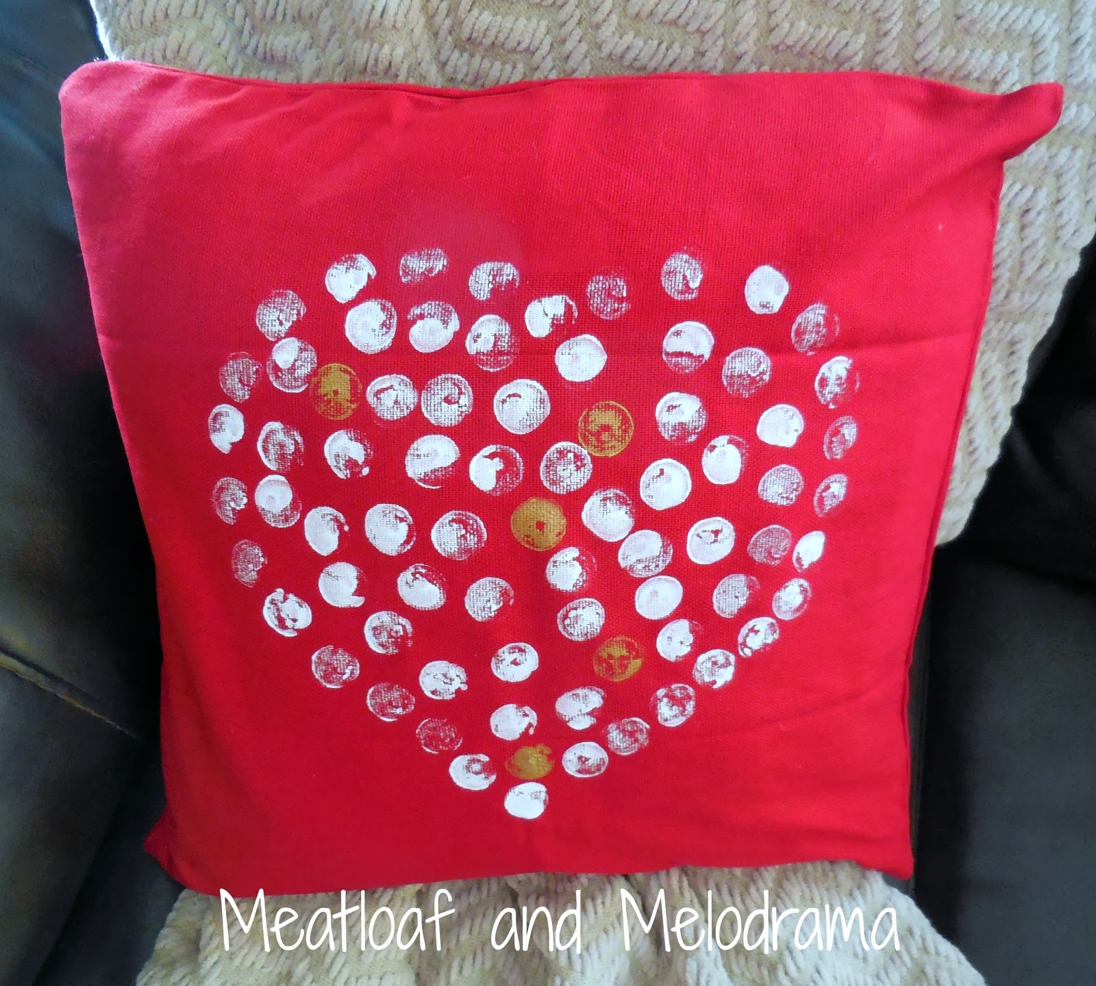 DIY heart pillow with paint