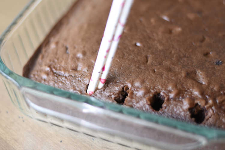poke holes in chocolate cake with straws