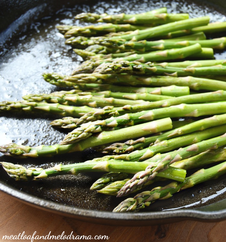 sauteed-asparagus-pan