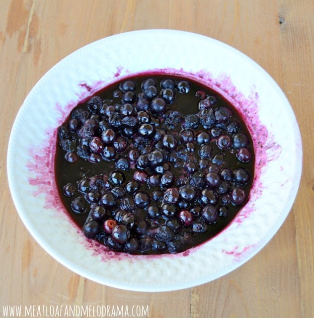 cooked blueberries in a bowl