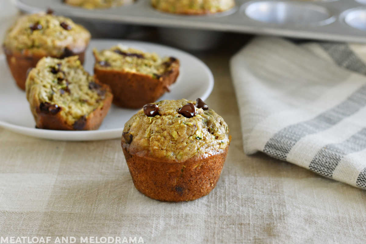 zucchini-banana-muffins-chocolate-chips