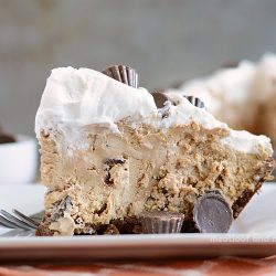 no bake chocolate peanut butter pie with mini peanut butter cups on a plate