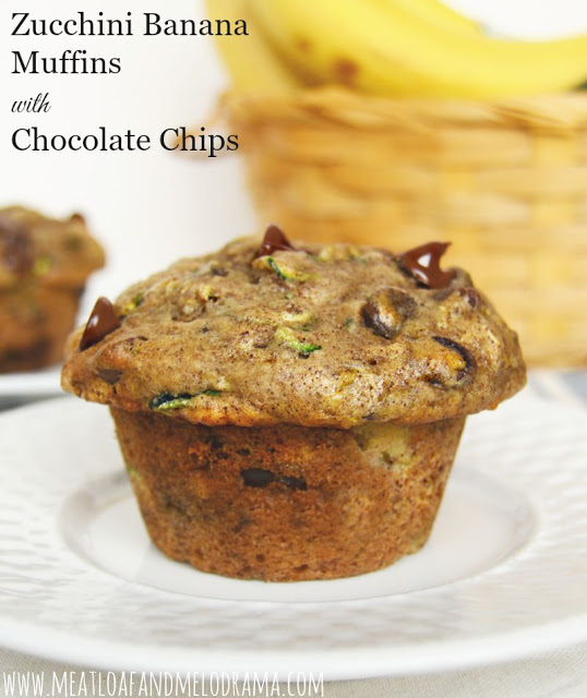 zucchini banana muffins with chocolate chips