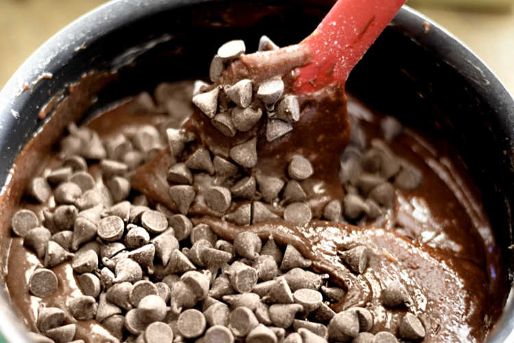 melt chocolate chips and make brownies in one pot