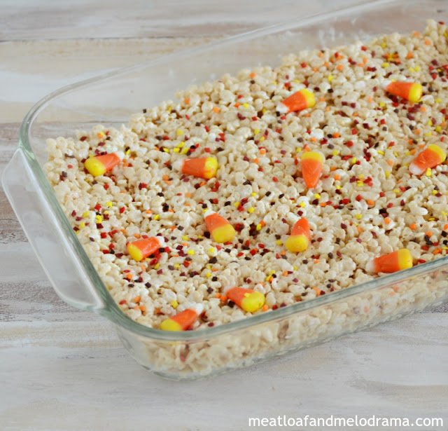 decorate-krispies-treats-with-candy-corn