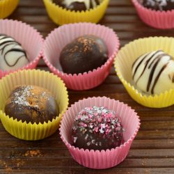 chocolate-truffles-candy