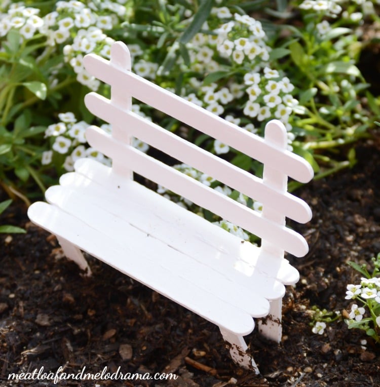 DIY-fairy-garden-popsicle-stick-bench