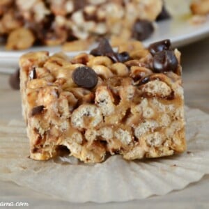 chocolate-peanut-butter-cheerios-bars