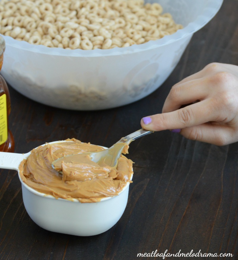 peanut-butter-measuring-cup