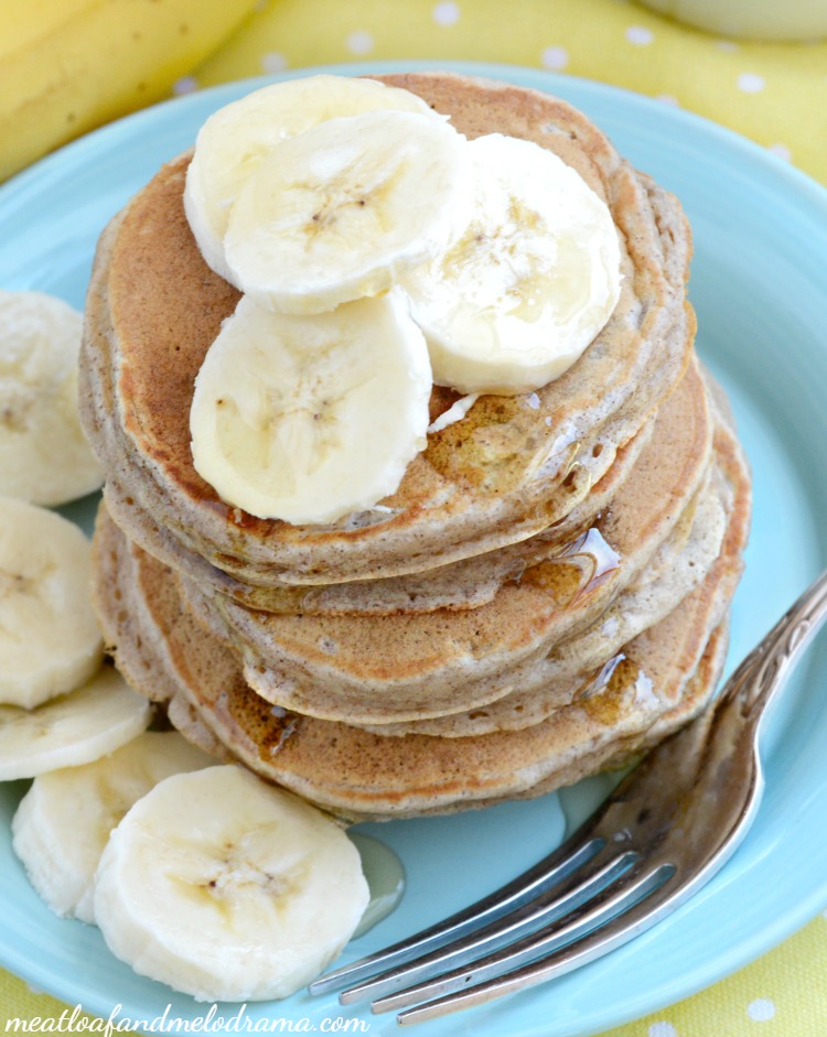 easy-banana-cinnamon-pancakes-stack
