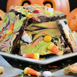 easy-halloween-candy-bark-recipe