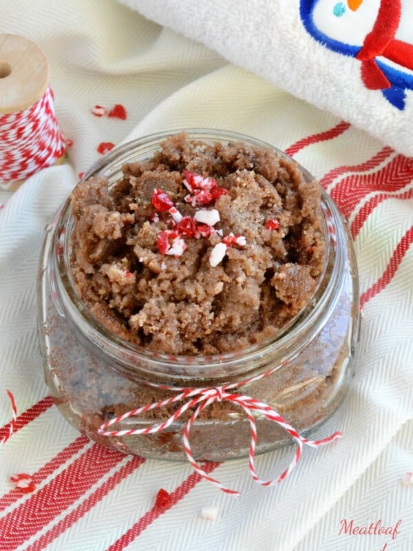 chocolate-peppermint-sugar-scrub-diy-gift