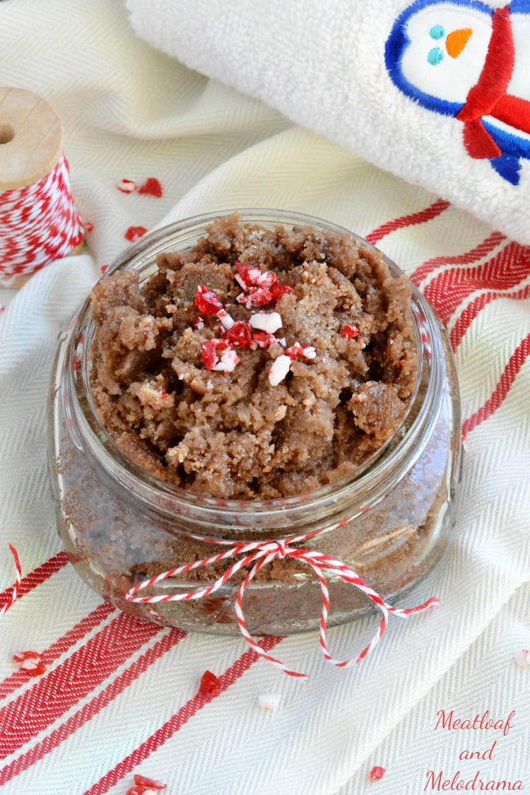 chocolate-peppermint-sugar-scrub-diy-gift