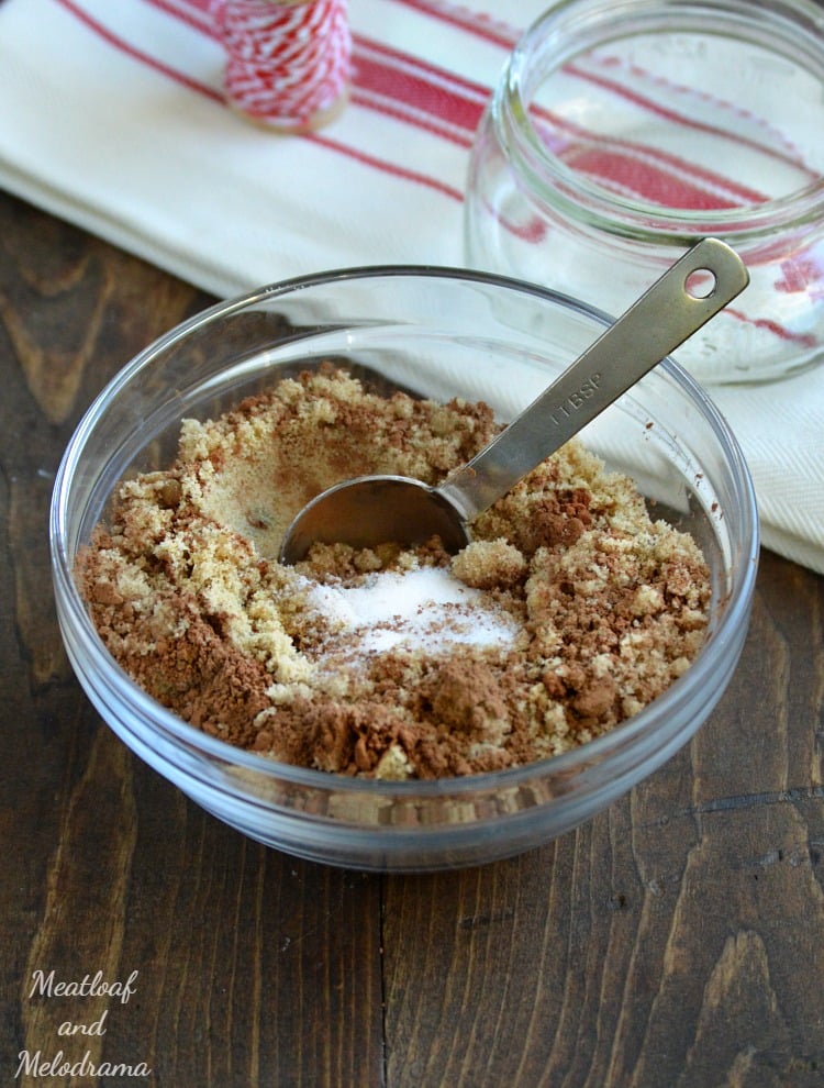 chocolate-peppermint-sugar-scrub-mix-in-bowl