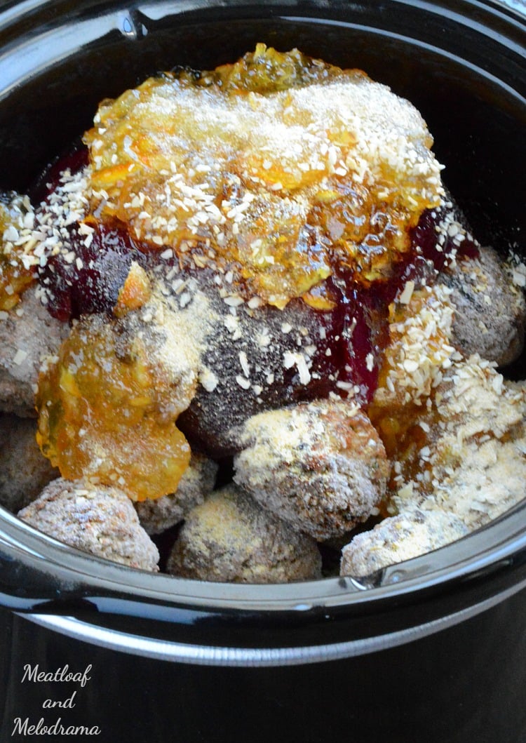 crock-pot-cranberry-orange-meatballs-in-slow-cooker