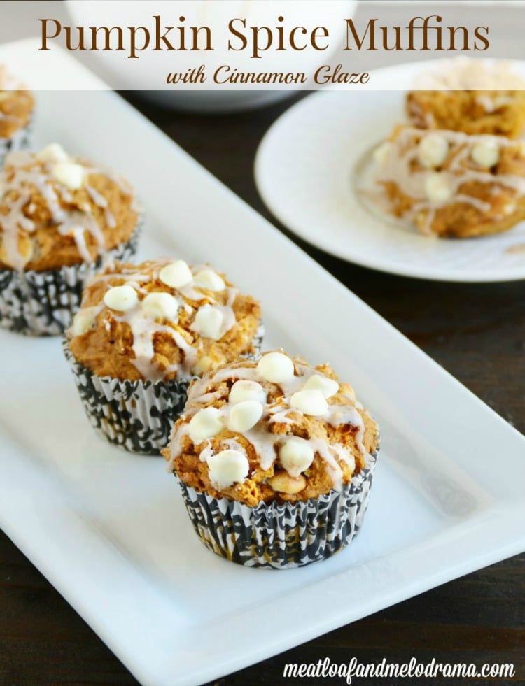 pumpkin-spice-muffins-with-cinnamon-glaze