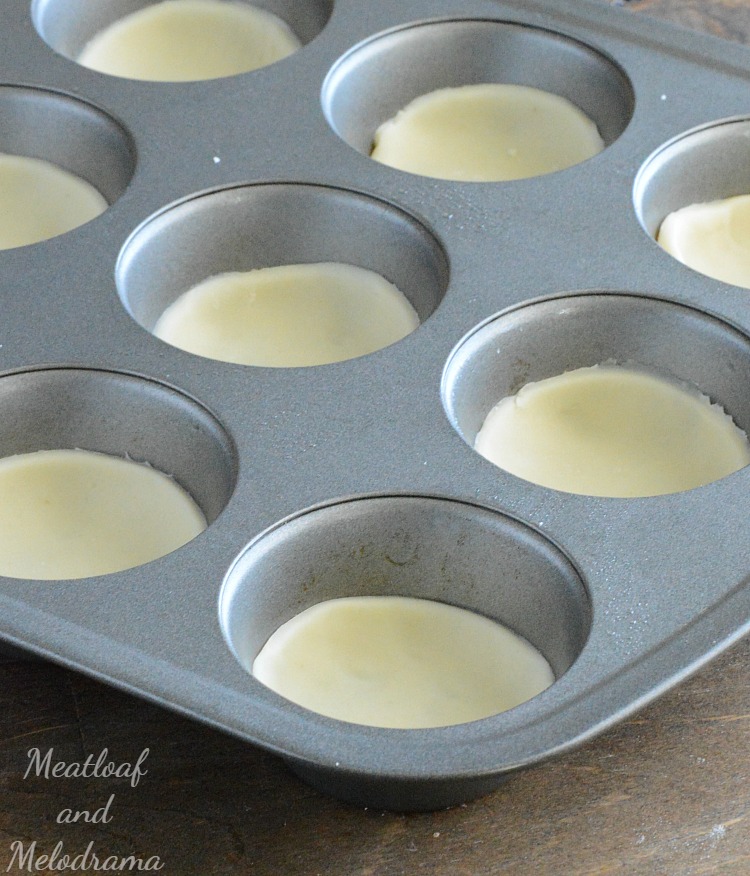 easy-eggnog-mini-pies-muffin-tin