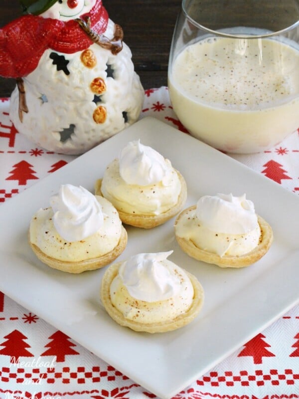 easy-eggnog-mini-pies-recipe