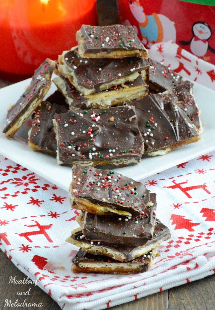 easy-saltine-toffee-christmas-crack-candy