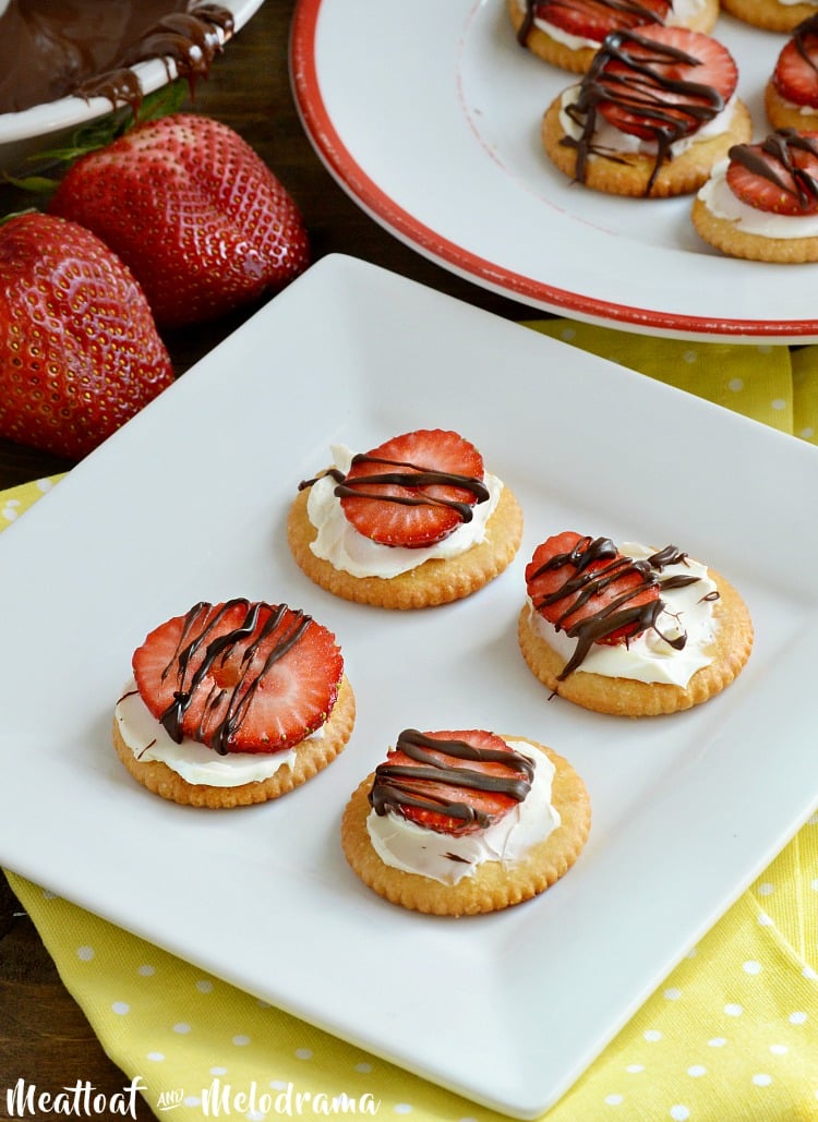 chocolate drizzled strawberry ritz crackers