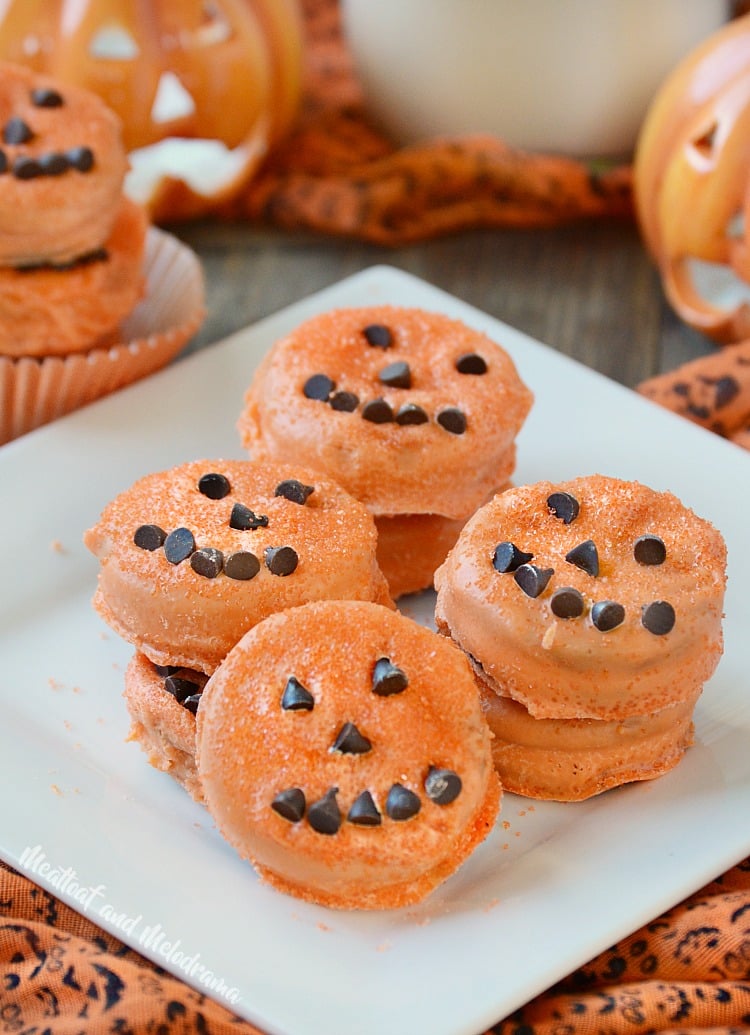 Halloween Oreo Pumpkin Treats - Meatloaf and Melodrama