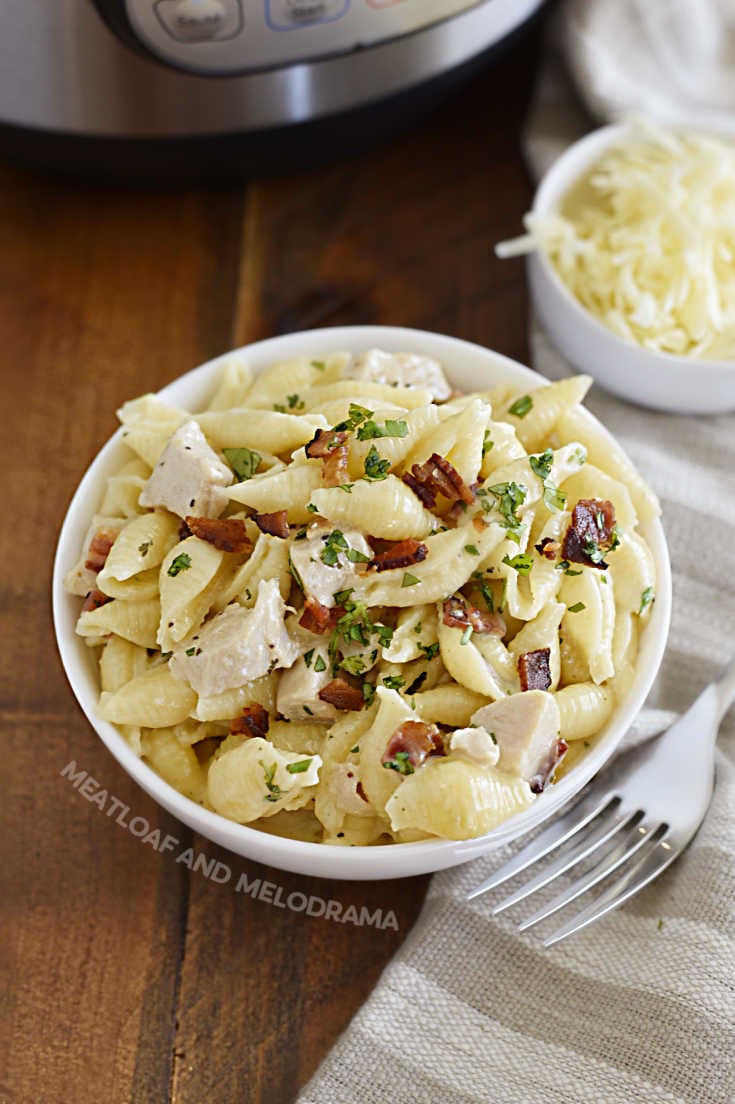 instant pot creamy chicken bacon ranch pasta on white plate