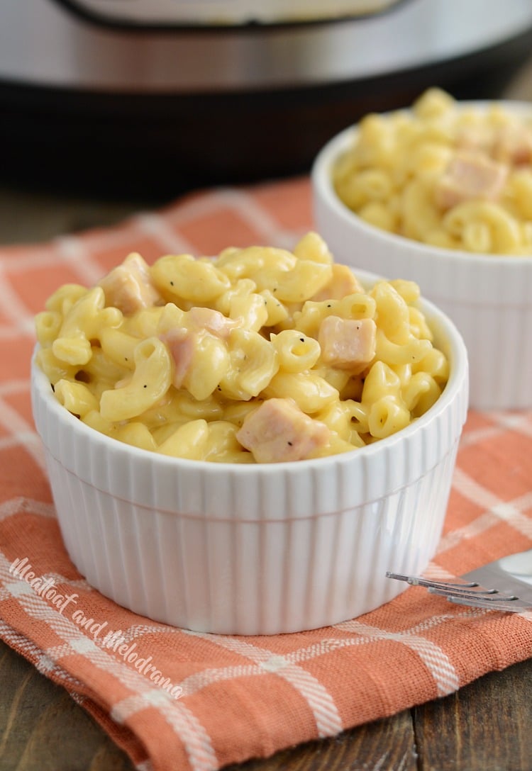 instant pot mac and cheese with ham in white dishes