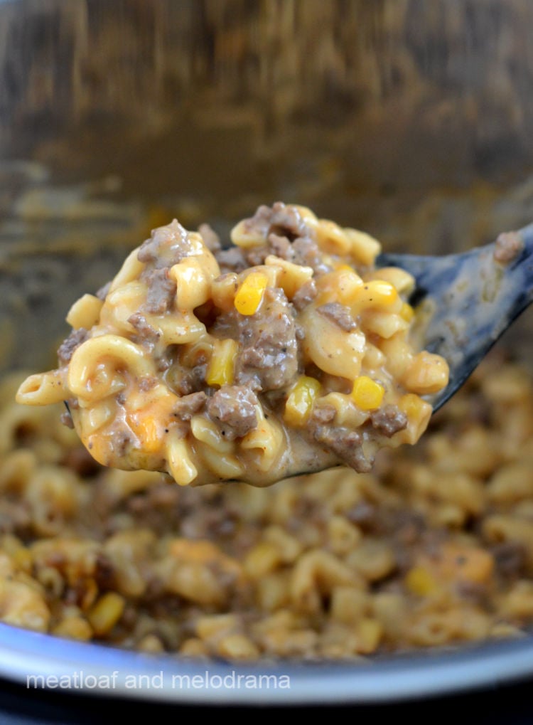 instant pot bbq macaroni and beef on spoon