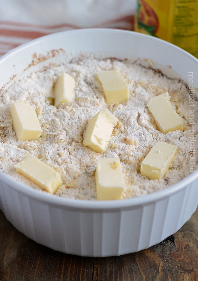 instant pot peach dump cake with cake mix and butter