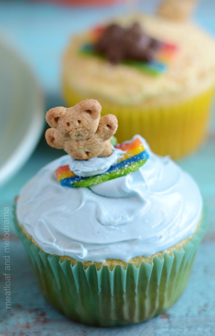 summer beach party cupcakes with surfing teddy