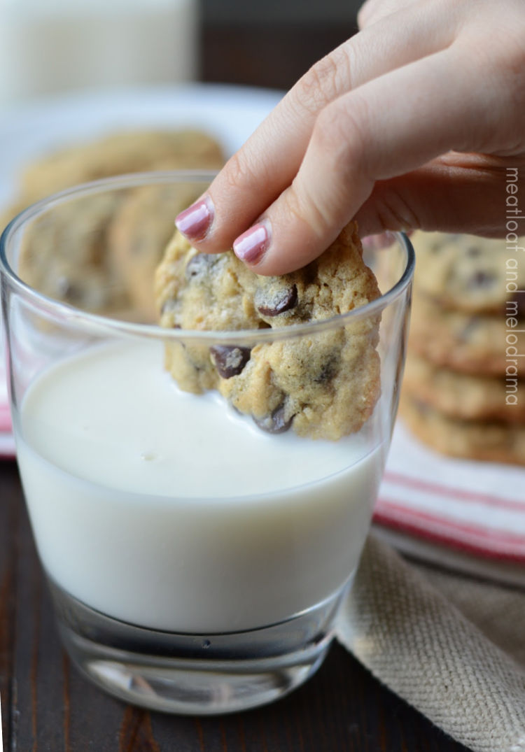 dunk cookie in milk