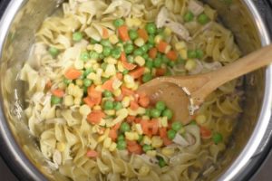 add frozen vegetables to chicken noodle casserole in instant pot