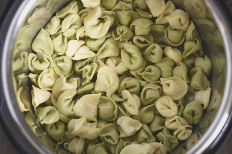 chicken and cheese tortellini in pressure cooker