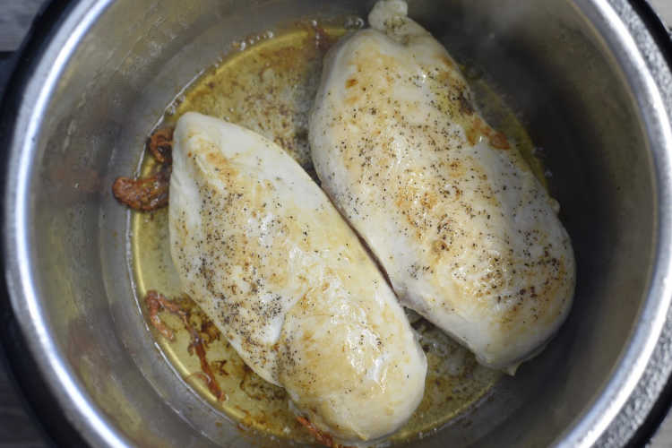 2 boneless skinless chicken breasts browned in the instant pot