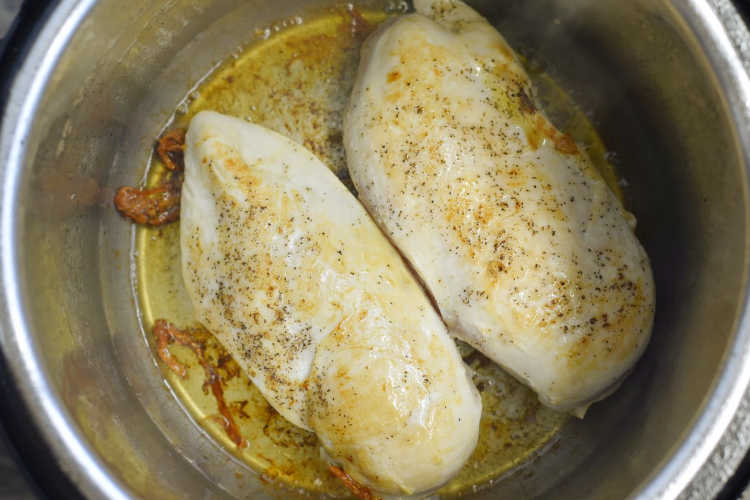 browned chicken breasts in instant pot