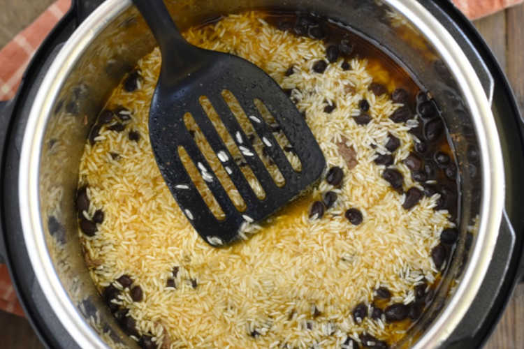 ground beef, black beans and jasmine rice in the instant pot pressure cooker