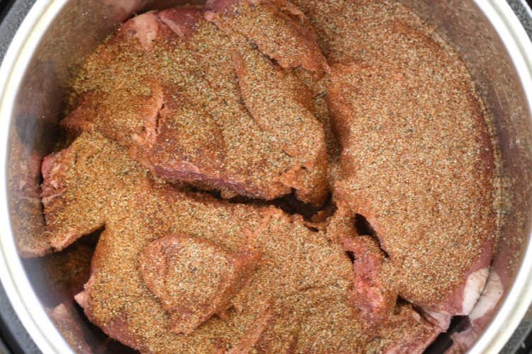 chuck roast with homemade taco seasoning in the instant pot pressure cooker