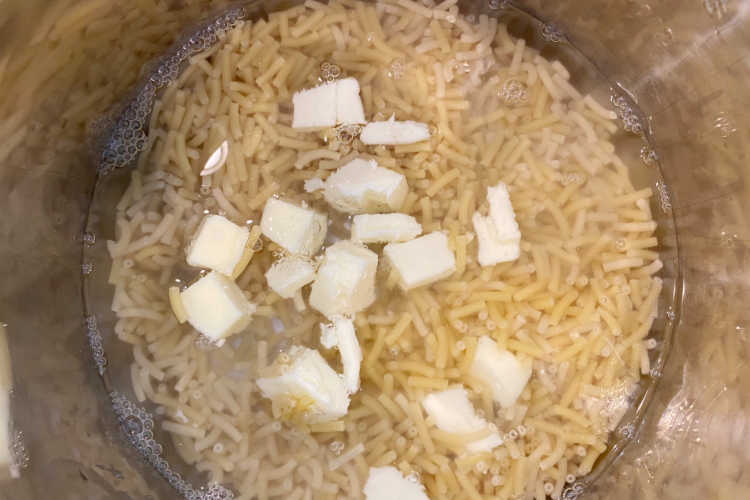 macaroni with butter and water in instant pot
