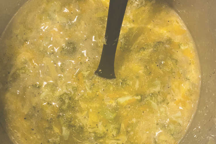 stir cornstarch slurry into soup