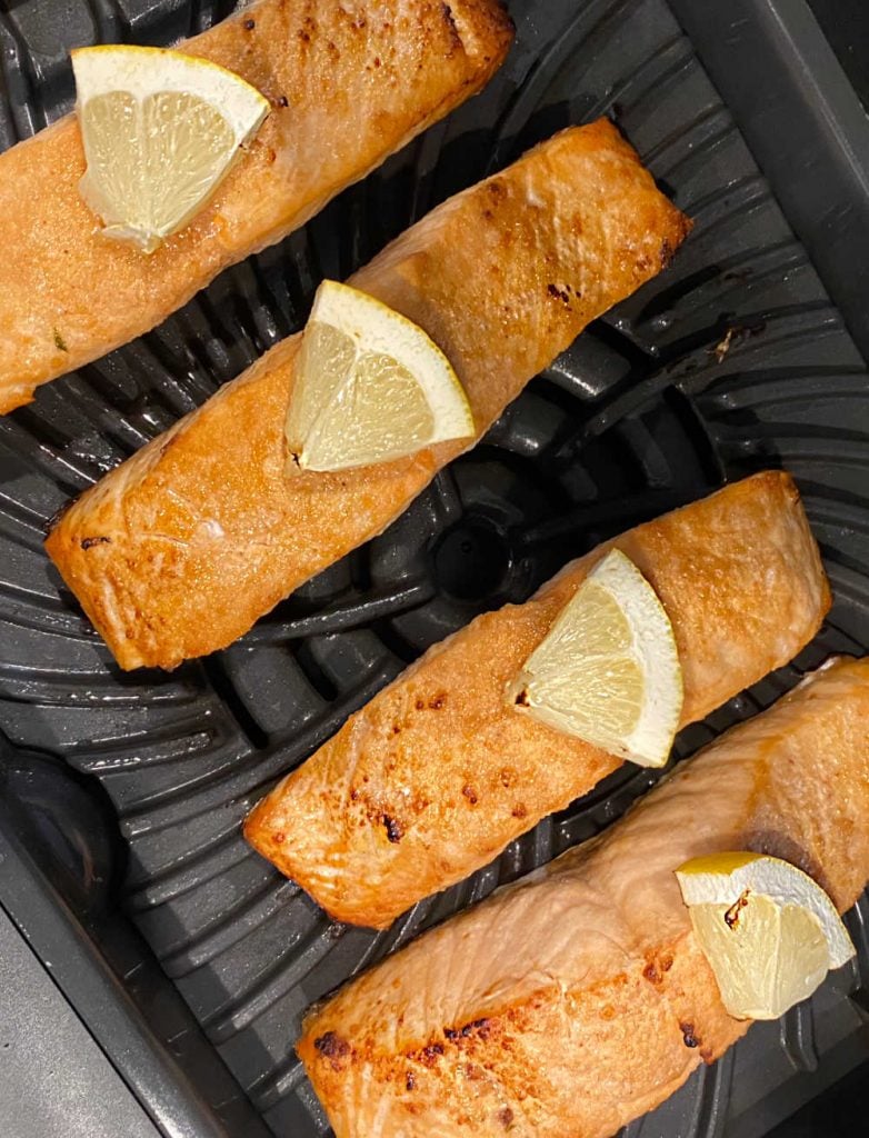 grilled lemon garlic salmon on ninja foodi xl grill