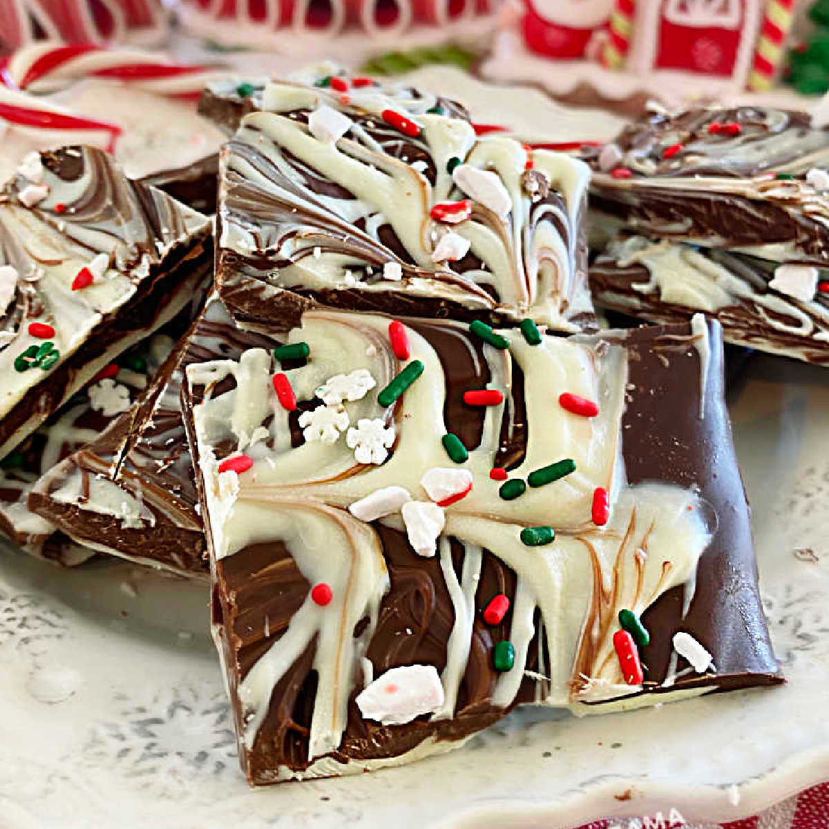 Easy Peppermint Bark Recipe - Meatloaf and Melodrama