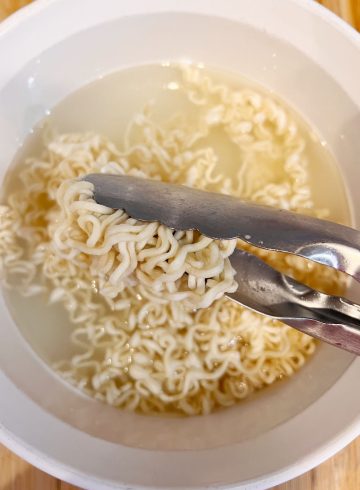 How to Cook Ramen Noodles in the Microwave - Meatloaf and Melodrama
