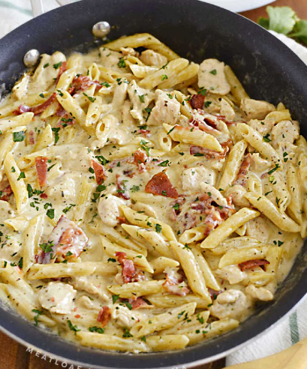 Chicken Bacon Ranch Pasta - Meatloaf and Melodrama