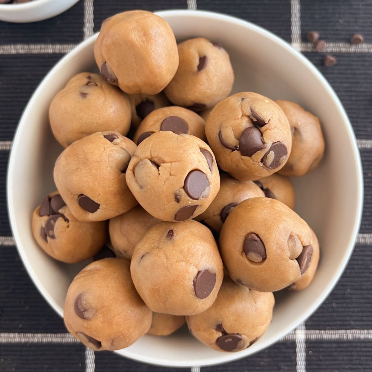 Edible Chocolate Chip Cookie Dough - My Happy Bakes