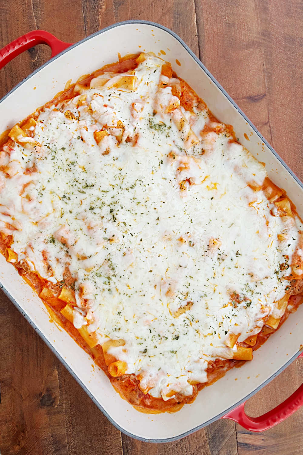 baked ziti recipe with sausage in casserole dish