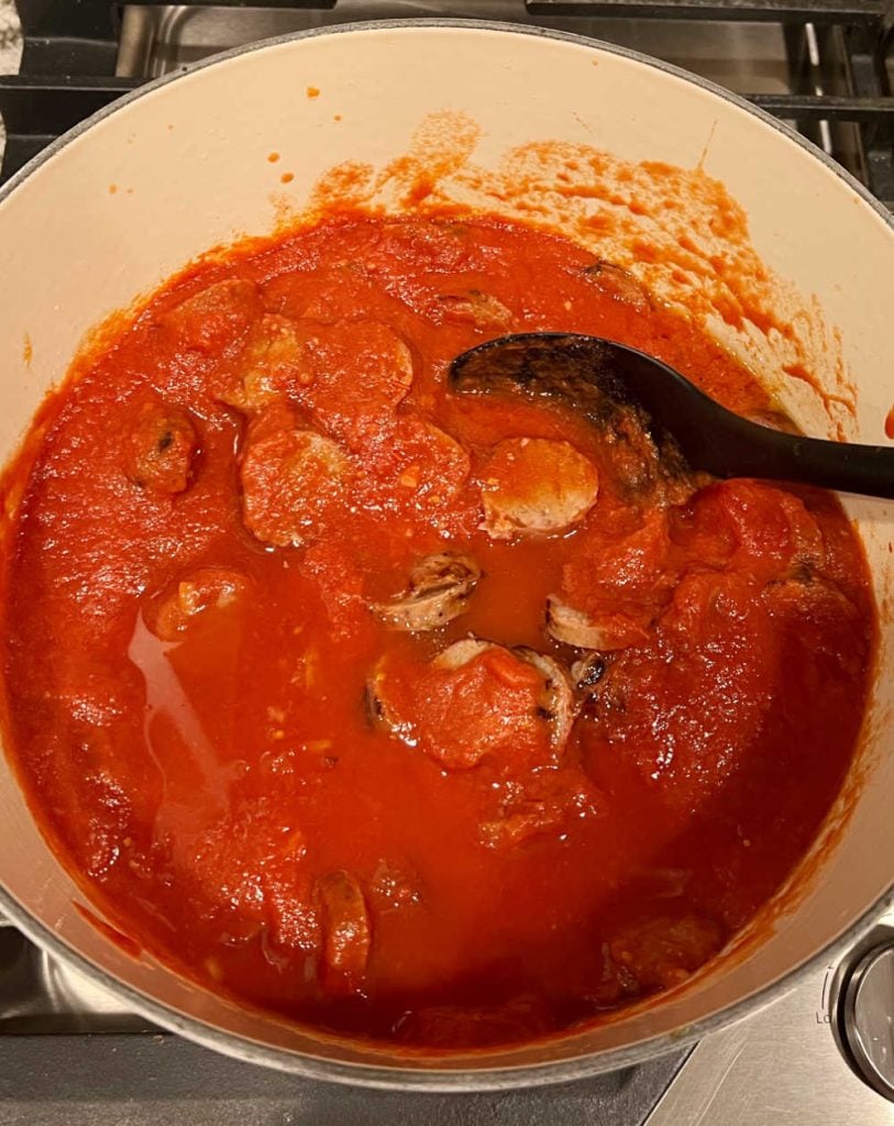 Italian sausages in crushed tomatoes