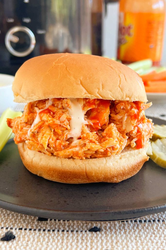 Crock Pot Buffalo Chicken Sandwiches - Meatloaf and Melodrama
