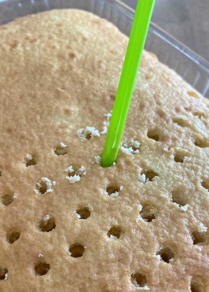 poke holes in cake with straw