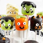 Halloween marshmallow pops in cake pops holder.